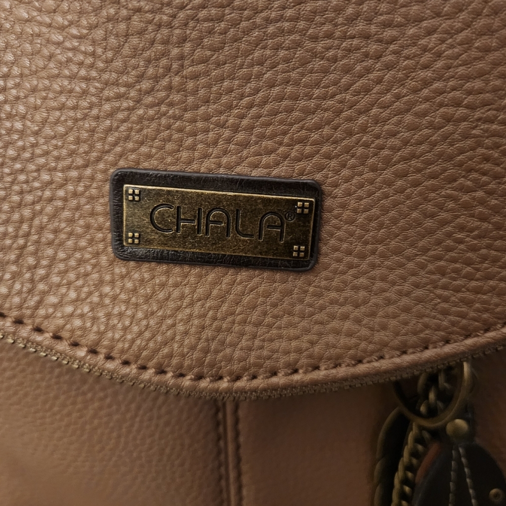Chala Crossbody - Picture 6 of 9